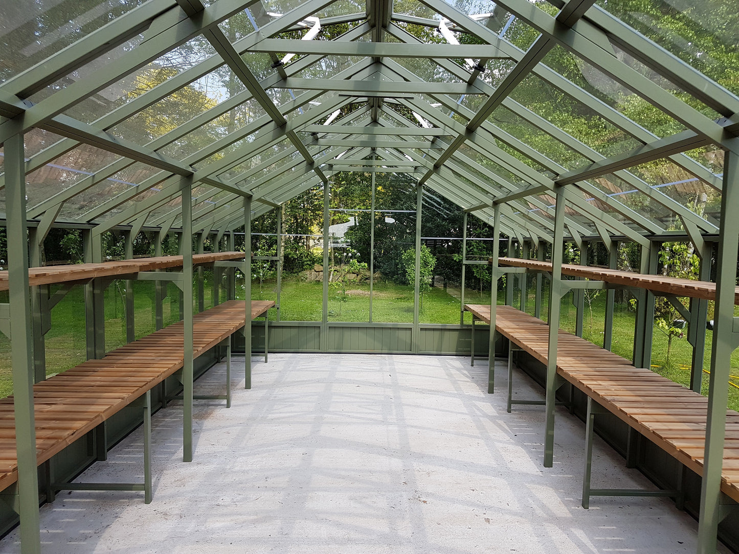 Falcon Greenhouse 13'1 x 18'10