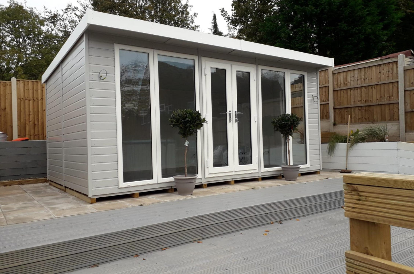 The Dalbury Elite Garden Room