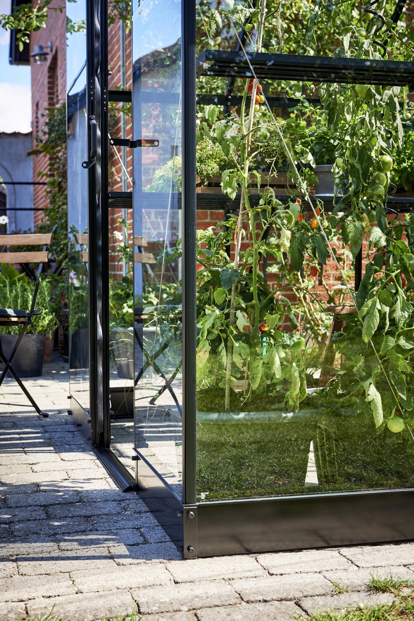 Halls Qube Lean-To Greenhouse 42