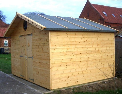 Beach hut shed 8'x10'