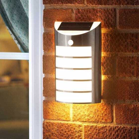 PIR 100L Welcome Light - Warm White