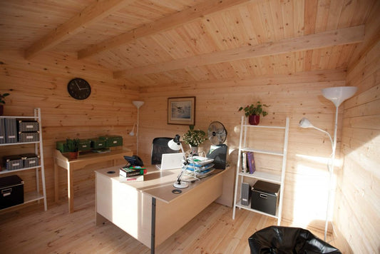 How to Design a Cosy Garden Office in Your Backyard Building