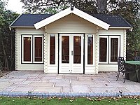 Can You Live in a Log Cabin House?