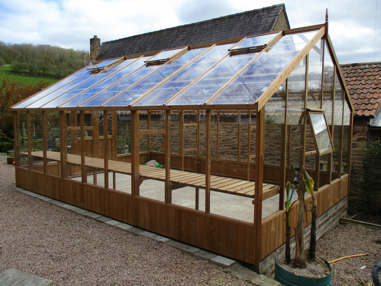 Falcon Greenhouse 13'1 x 25'2