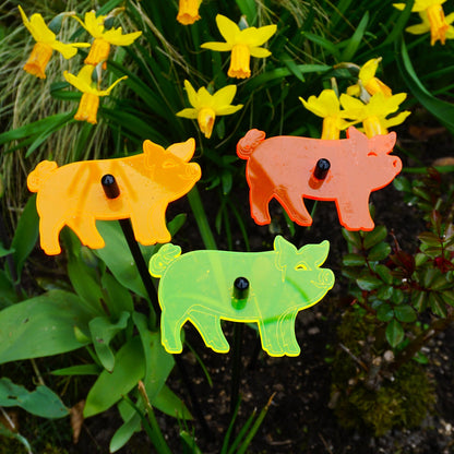Set of 3 Glowing Medium Pigs SunCatcher Garden Decor Stakes