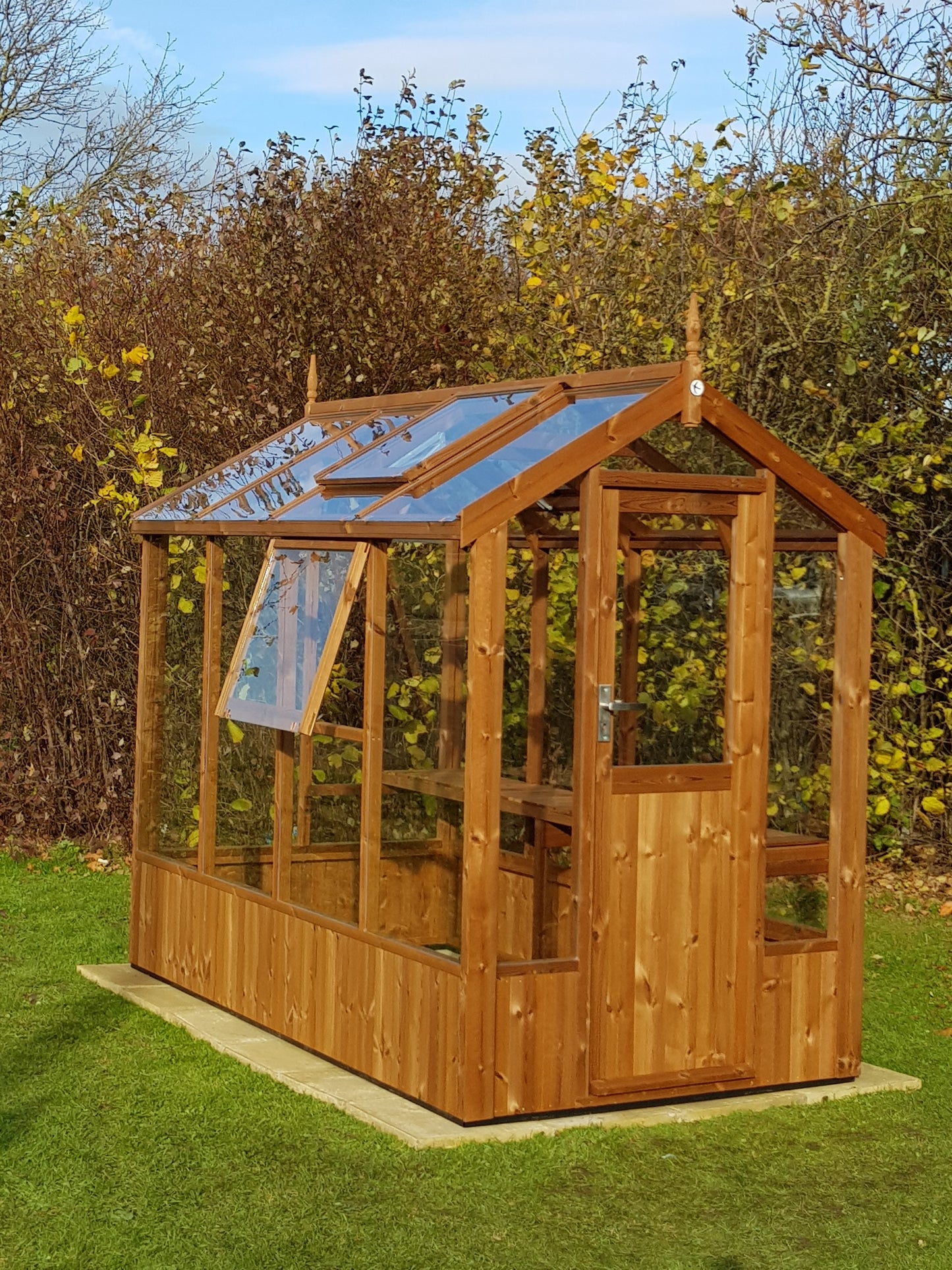 Lark Greenhouse 4'7 x 8'4