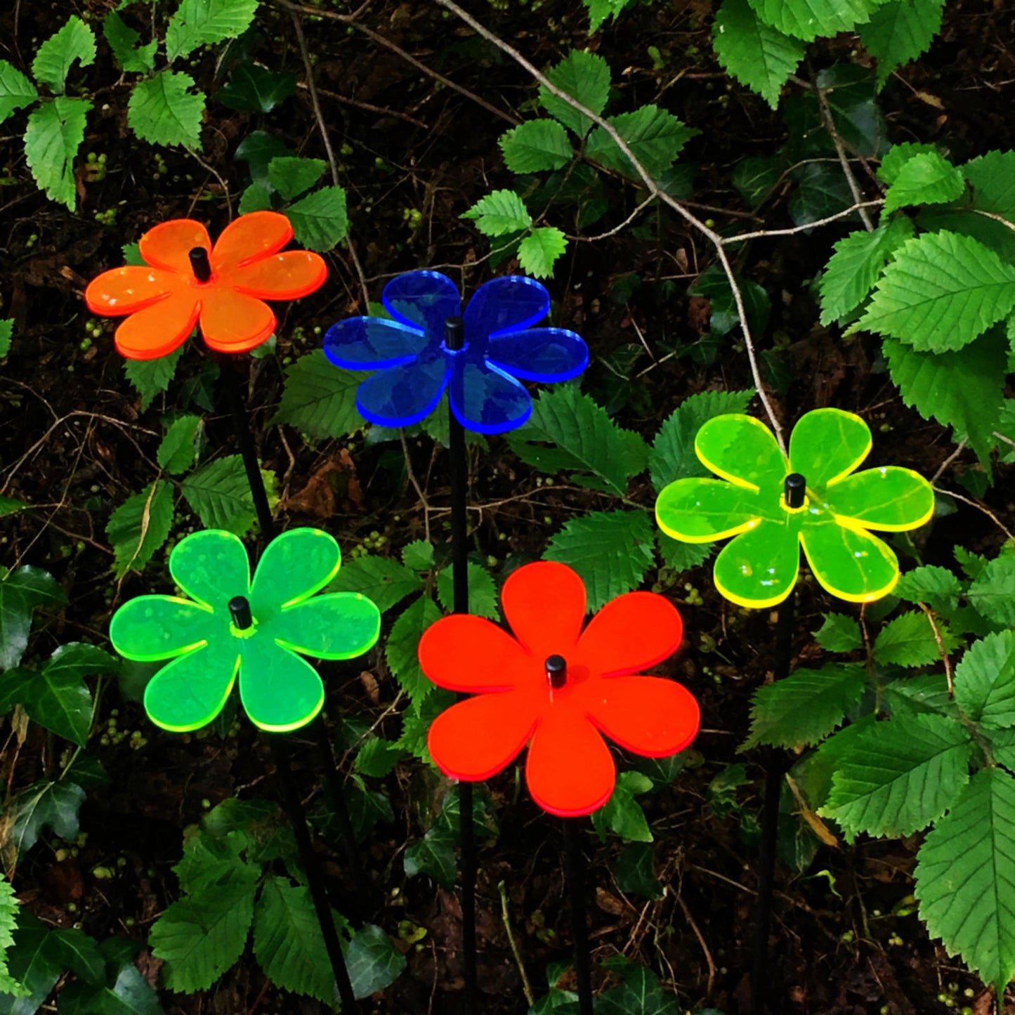 Garden Décor Ornaments Set of 5 'Daisies'