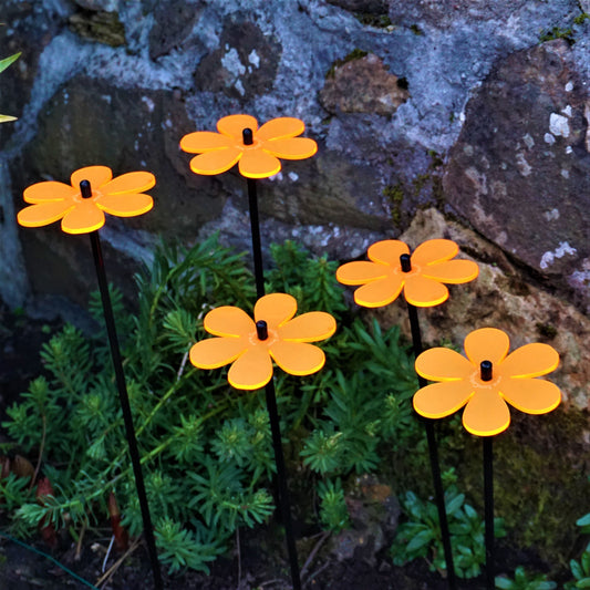 Garden Décor Ornaments Set of 5 'Daisies'