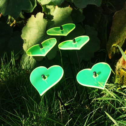 Small Garden Décor Ornaments Set of 5 'Hearts'