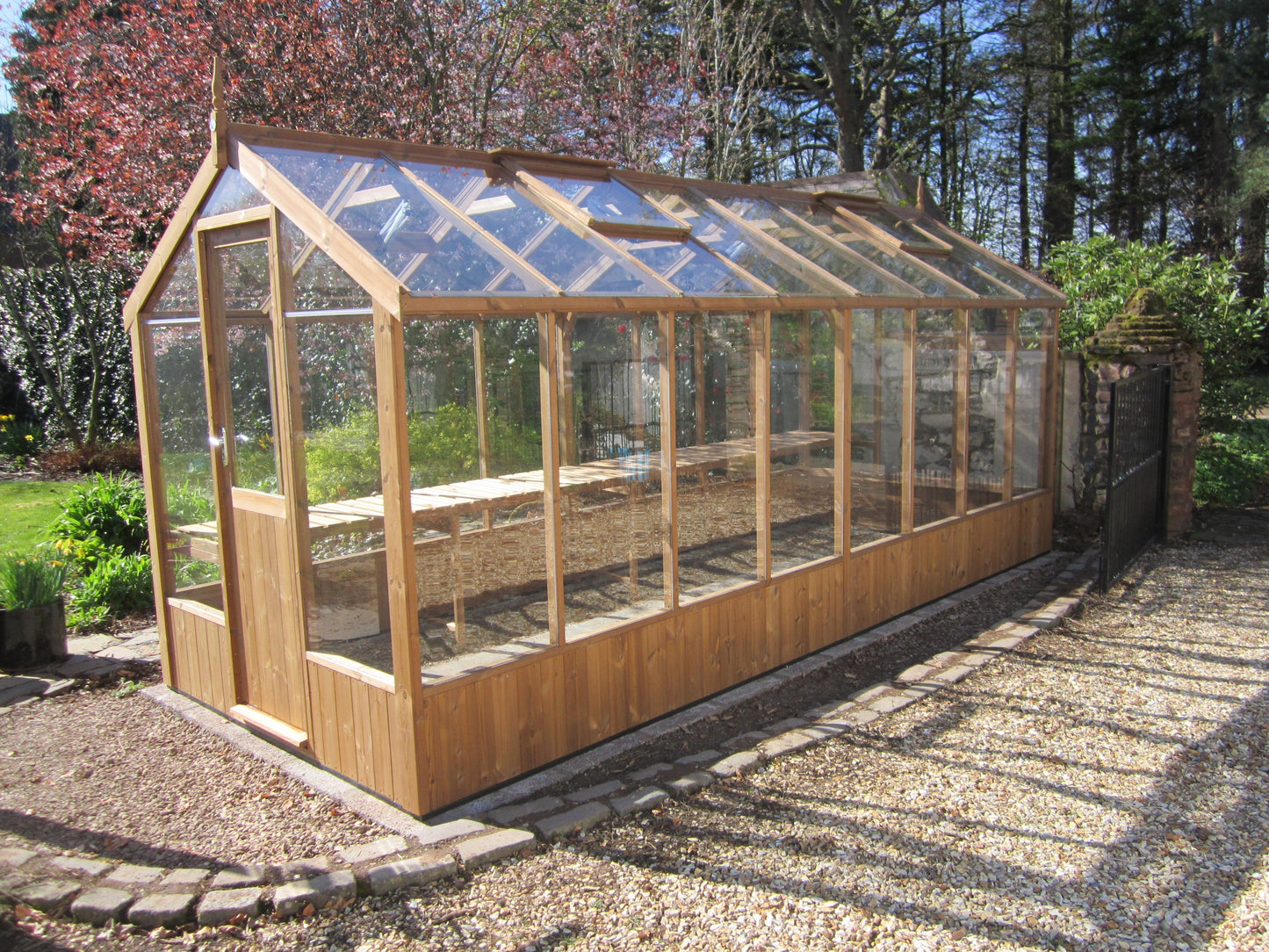 Kingfisher Wooden Greenhouse 6'8x16'9
