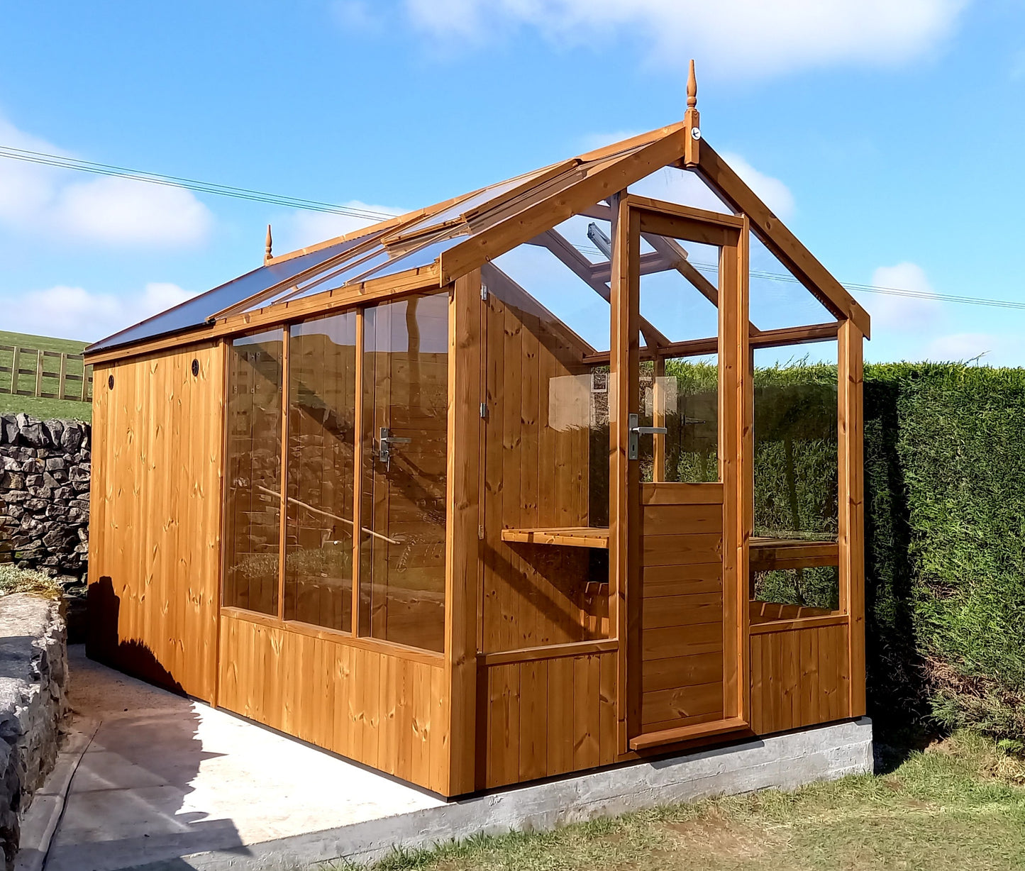 Kingfisher Wooden Greenhouse 6'8x6'4