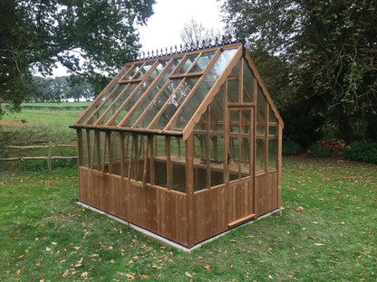 The Eagle Greenhouse 8'3 x 18'6