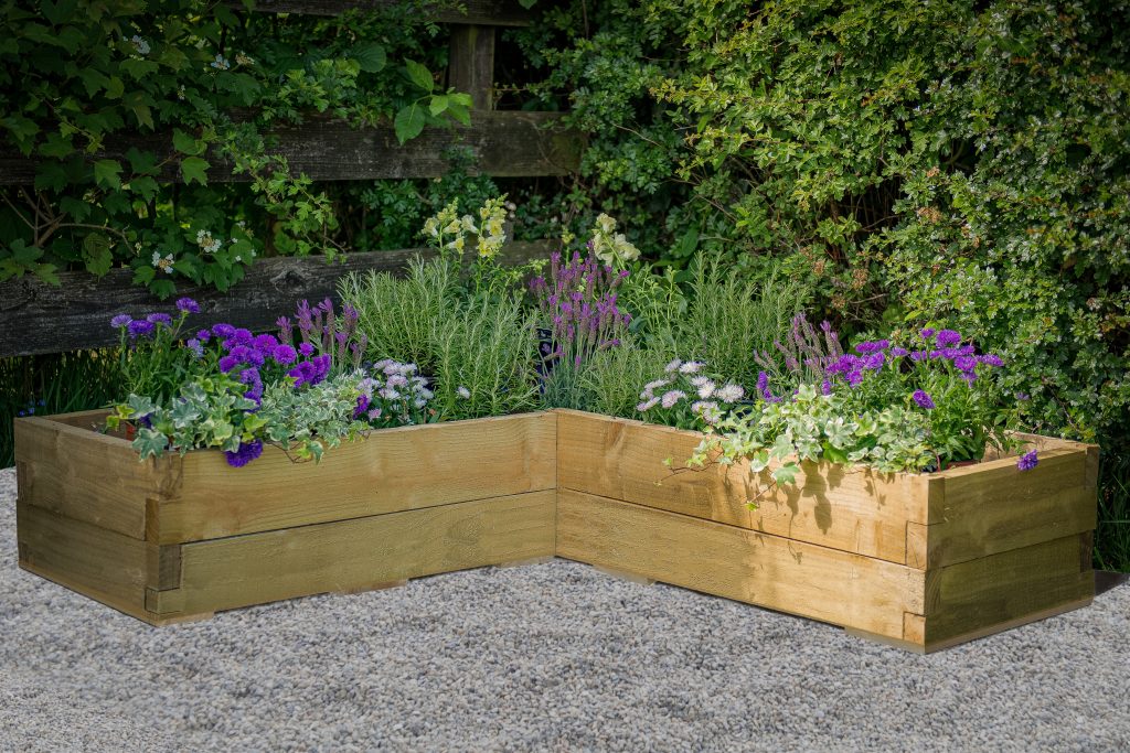 Caledonian Corner Raised Bed - with Base 130 x 130cm