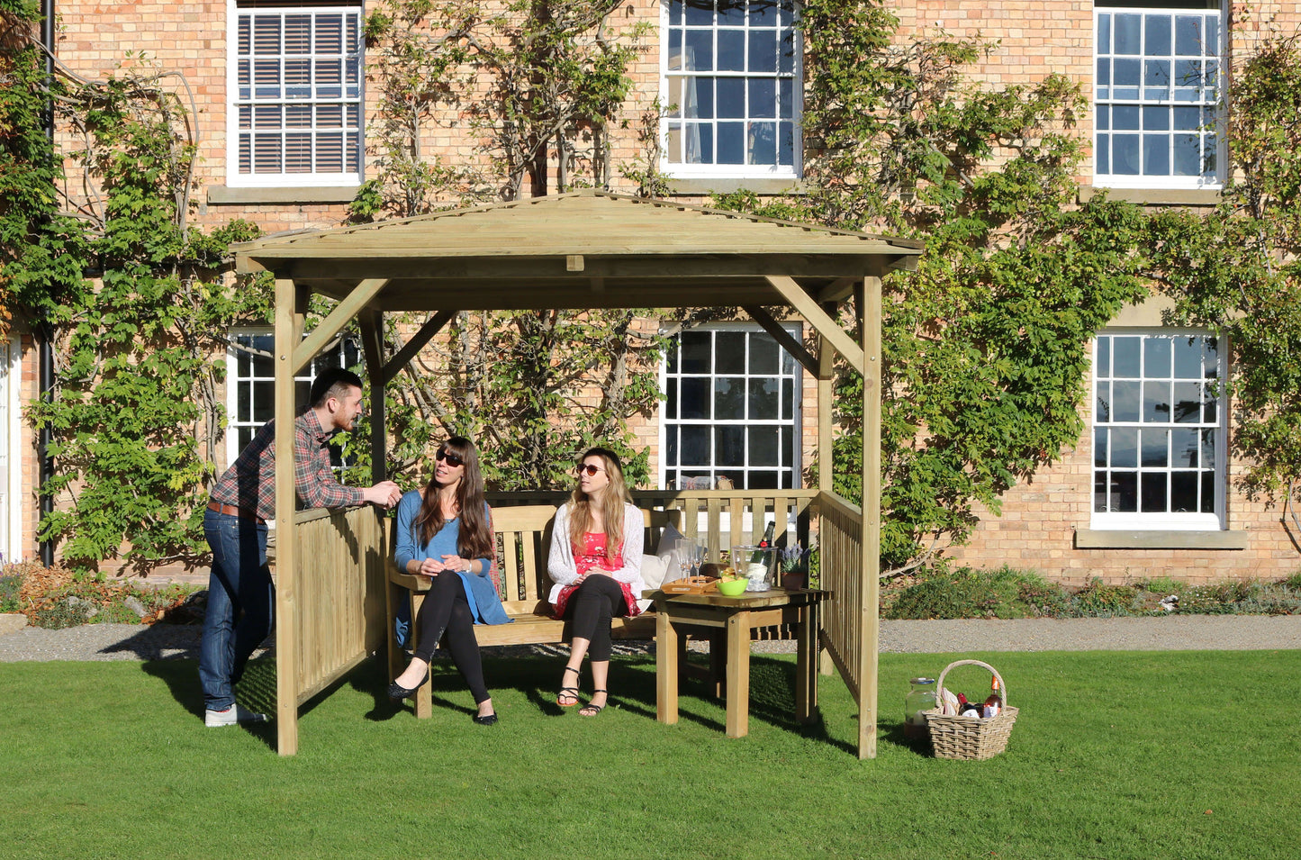 Knutsford Pavillion 2.4m