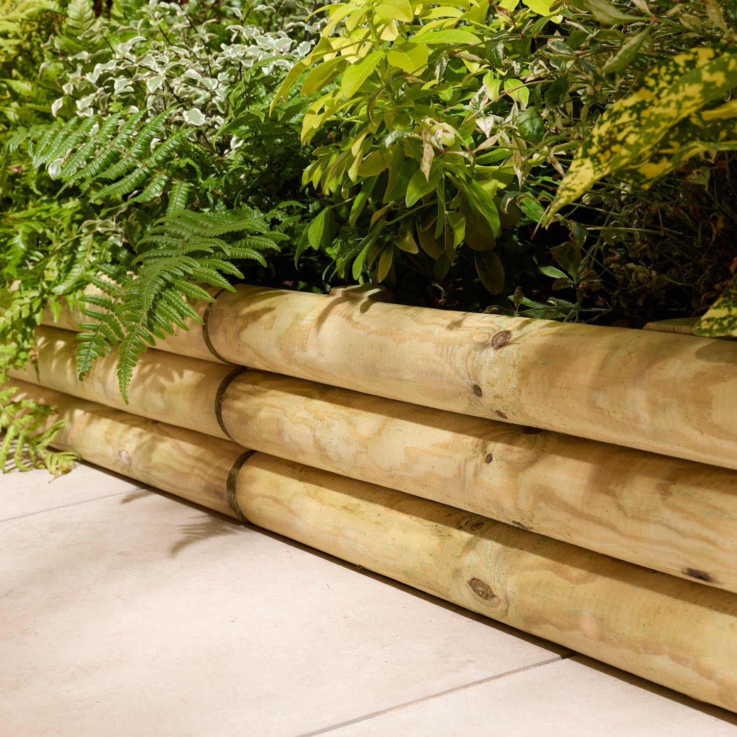 Rowlinson Horizontal Log Edging