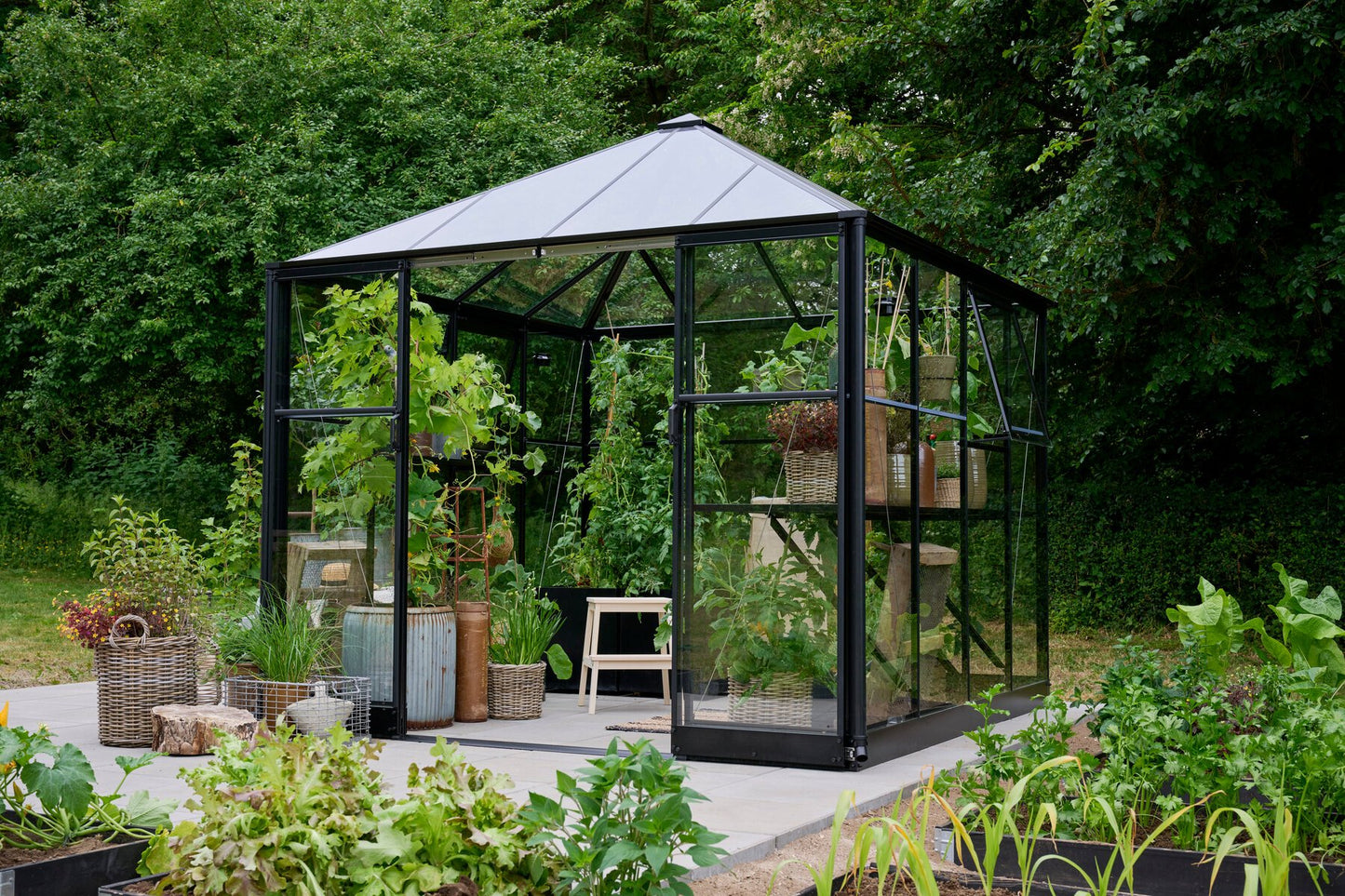 Halls Qube Square Greenhouse 88