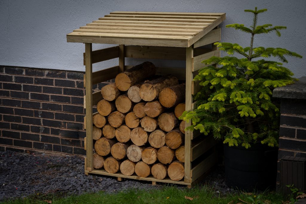Compact Pent Log Store