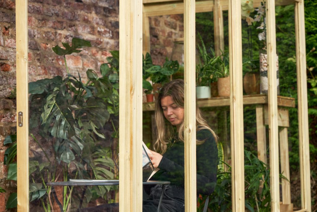 Forest 8x4 Wallscape Lean-to Greenhouse