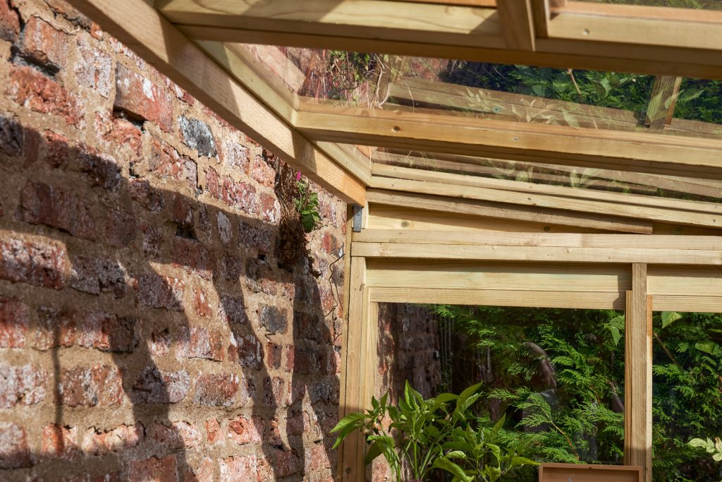 Forest 8x4 Wallscape Lean-to Greenhouse