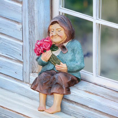 Grandmother Solar Garden Ornament – Light Up Outdoor Garden Statue