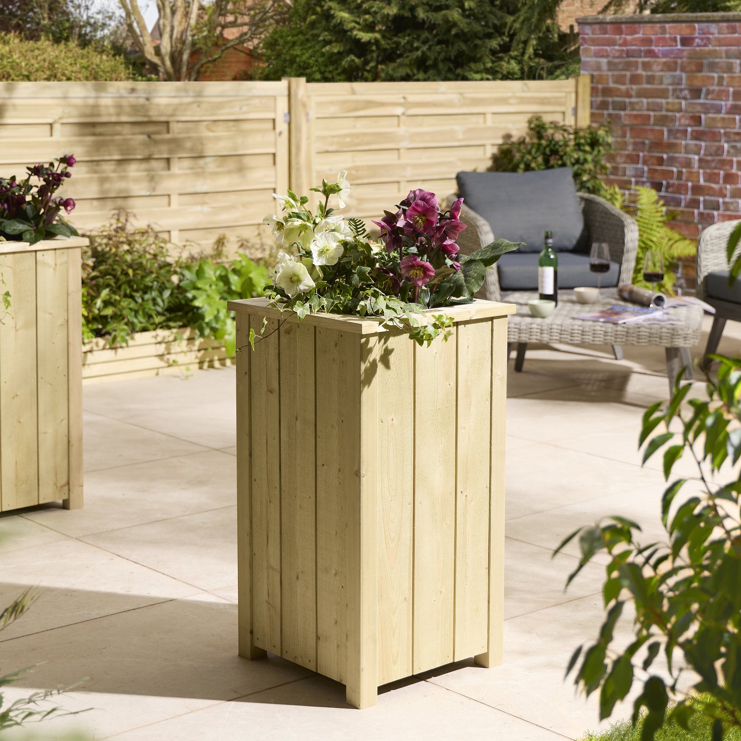 Rowlinson Signature Heritage Tall Square Planter