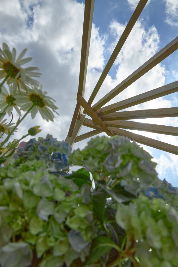 Premium 90 Degree Radial Corner Pergola