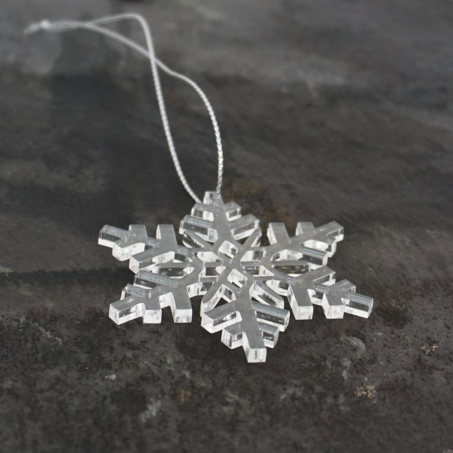 Outdoor Christmas Tree Decoration Snowflake Cheerful Festive Sparkling - White - Taylors Garden Buildings