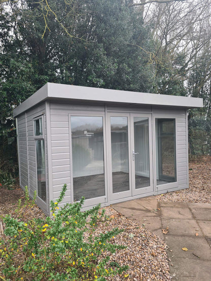 Studio Flat Summerhouse 20'x10'