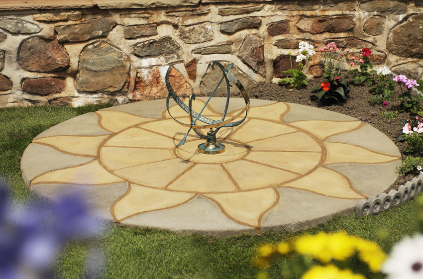 Aurora Circle Patio Kit 1.8m Antique/Barley*