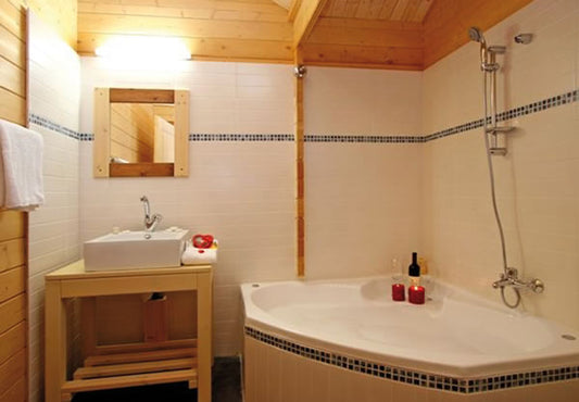 Vincent Log Cabin 3.5mx8.5m