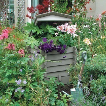Rowlinson Beehive Composter