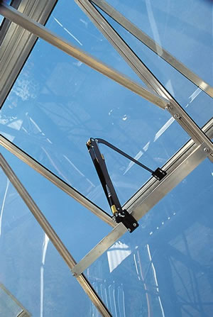 Halls Magnum Greenhouse 810