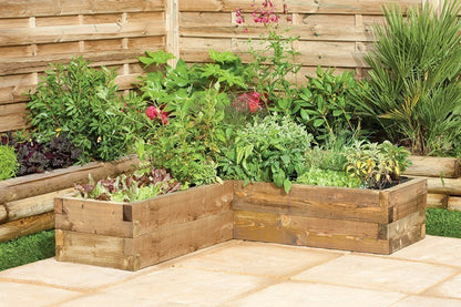 Caledonian Corner Raised Bed