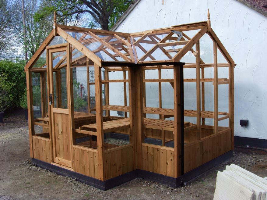 Cygnet Greenhouse 6'8x11'6