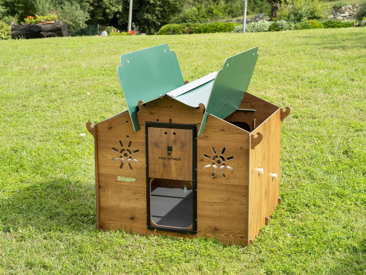 Easicoop Chalet L - HPL Chicken coop up to 7-9 medium Birds