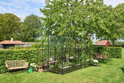 Halls Qube+ 812 Black Greenhouse