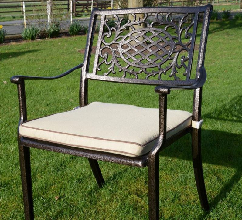 Lyon - 4 Seat Set with 122cm Round Table (Bronze)