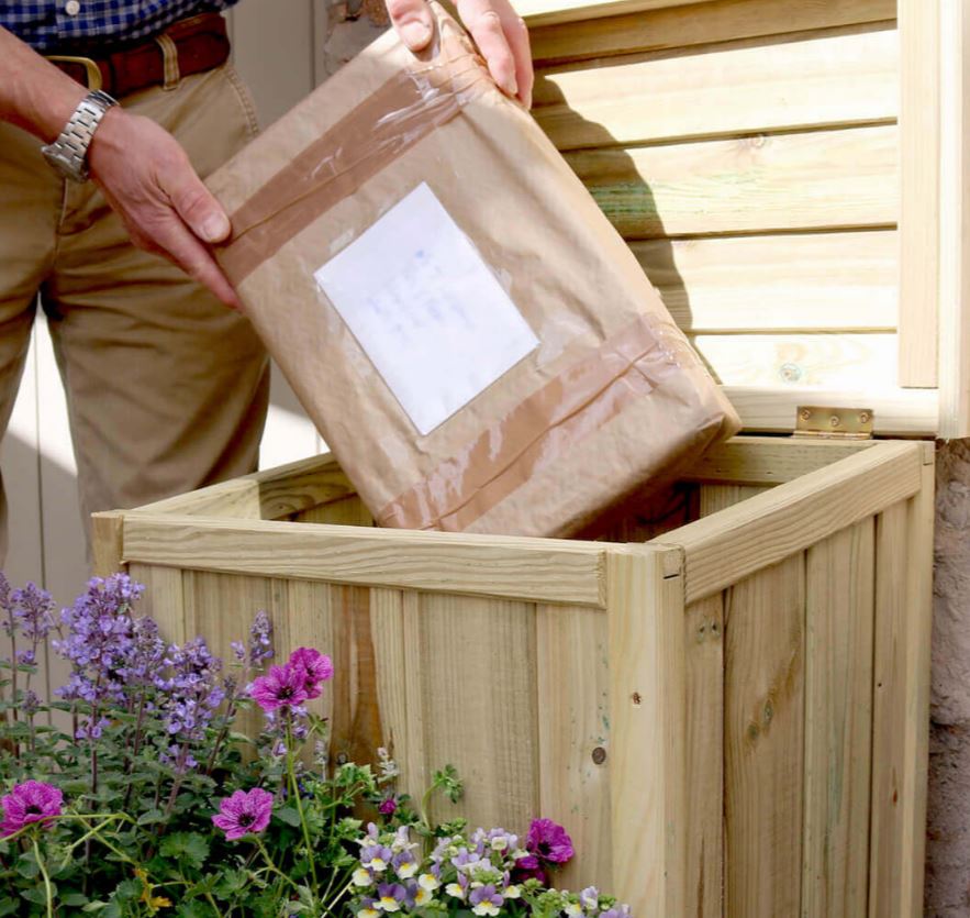 Parcel Store with Planter