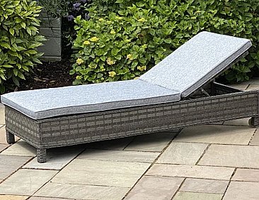 Boston - Lounger with Side Table