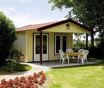 Lugarde Nick Log Cabin 4.0m x 3.0m with veranda and canopy