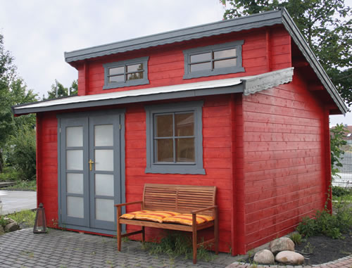 Dual pent roof log cabin